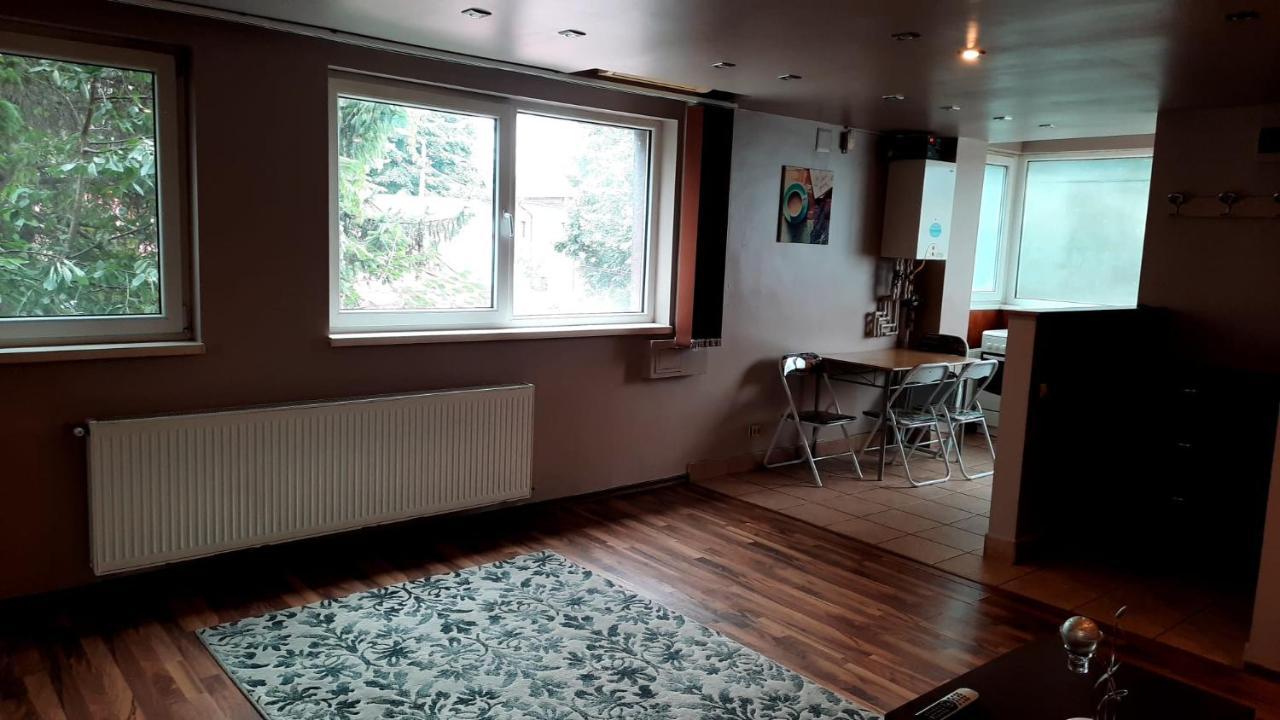 Apartament Laurentiu - Etaj.1 Bukurešť Exteriér fotografie