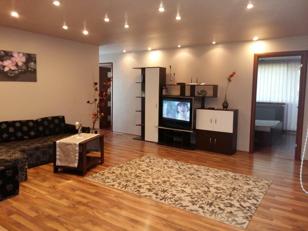 Apartament Laurentiu - Etaj.1 Bukurešť Exteriér fotografie