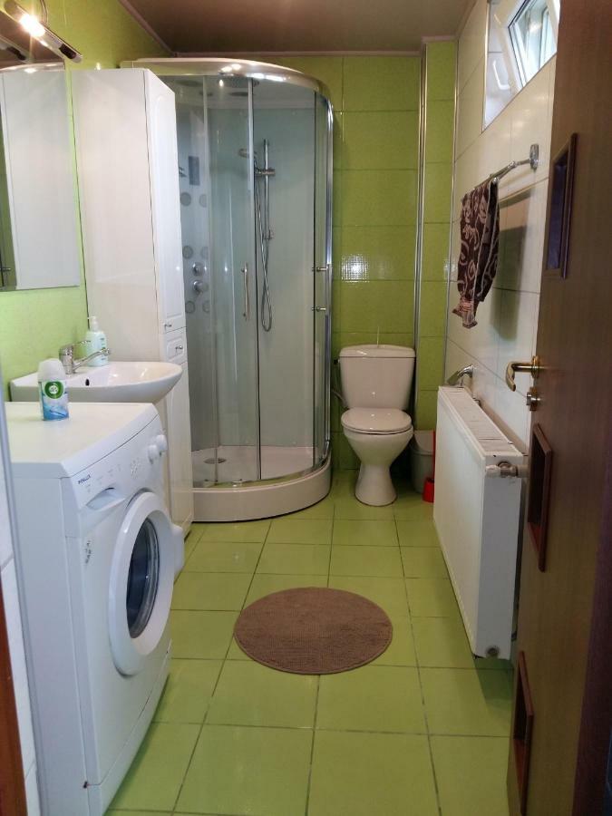 Apartament Laurentiu - Etaj.1 Bukurešť Exteriér fotografie